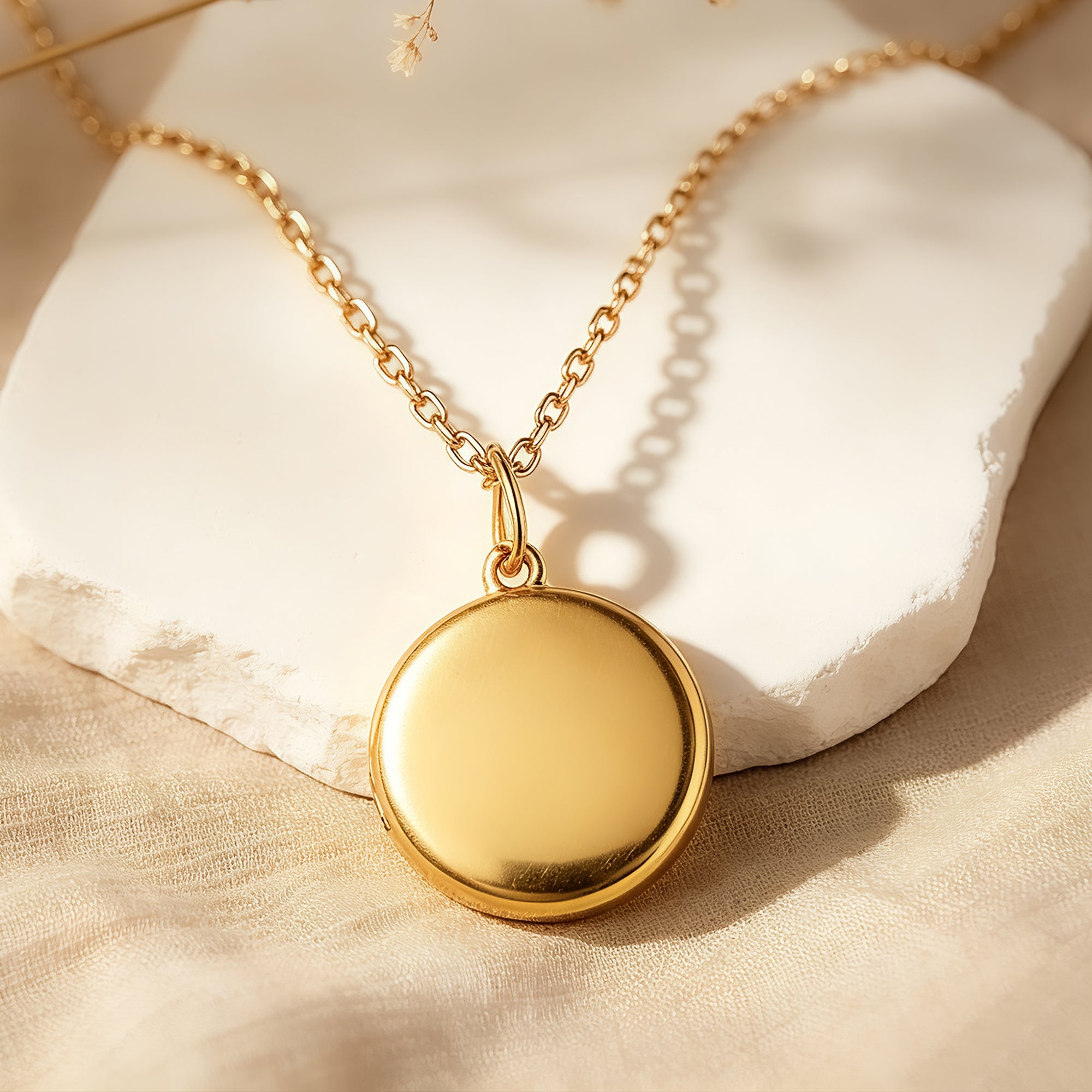 Personalized Round Photo Locket Necklace for Women – Custom Picture Initial Pendant Gift for Her