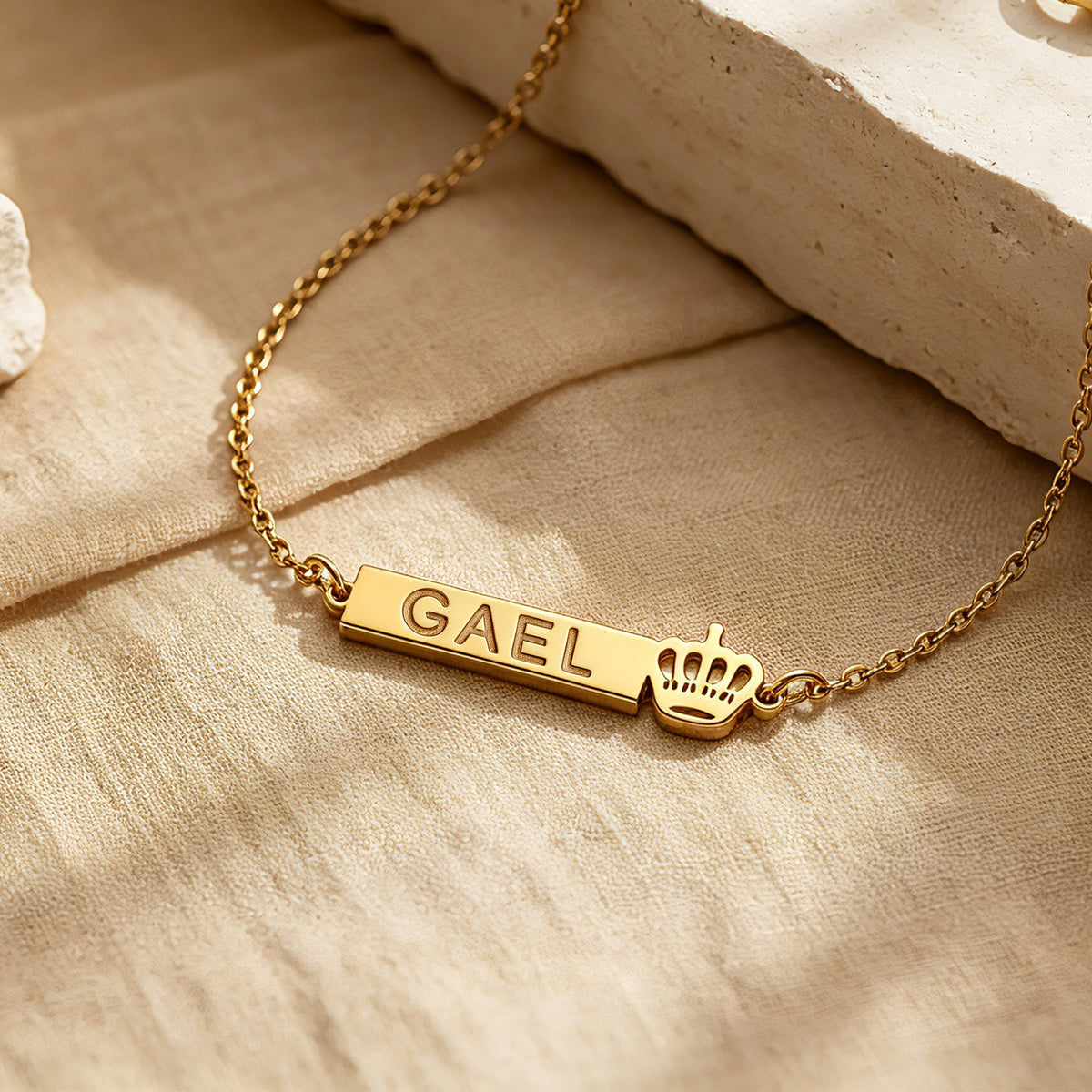 Personalized Crown Name Bracelet for Women – Custom Nameplate Bracelet Gift for Her