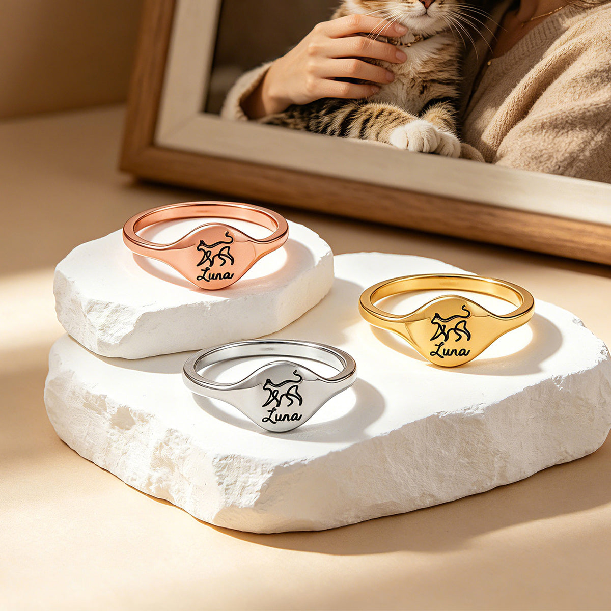 Personalized Pet Name Signet Ring for Women – Custom Pet Silhouette Engraved Jewelry Gift for Her
